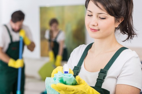 Final junk removal quote review showing free estimate and simple pricing